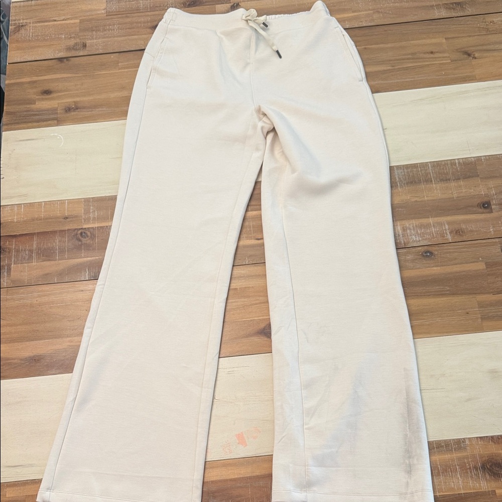 Elegant Beige Women's Joggers